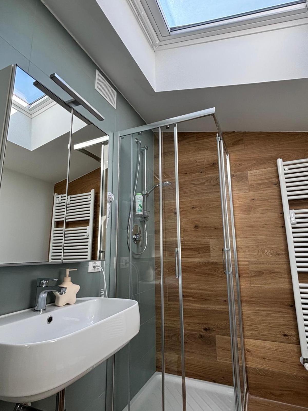 Biancogelso B&B Vegan Gardone Riviera Exteriör bild